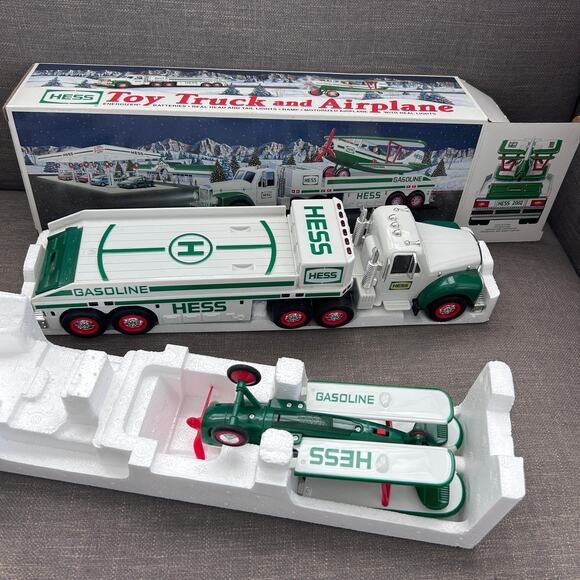 Hess 2002 Toy Truck and Airplane Christmas Collectible Toy - Picture 5 of 10